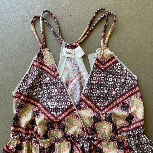 Buckle Daytrip Bohemian Babydoll Paisley Cami Tank Top - Picture 4 of 13